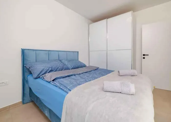 アパート In 49874 *